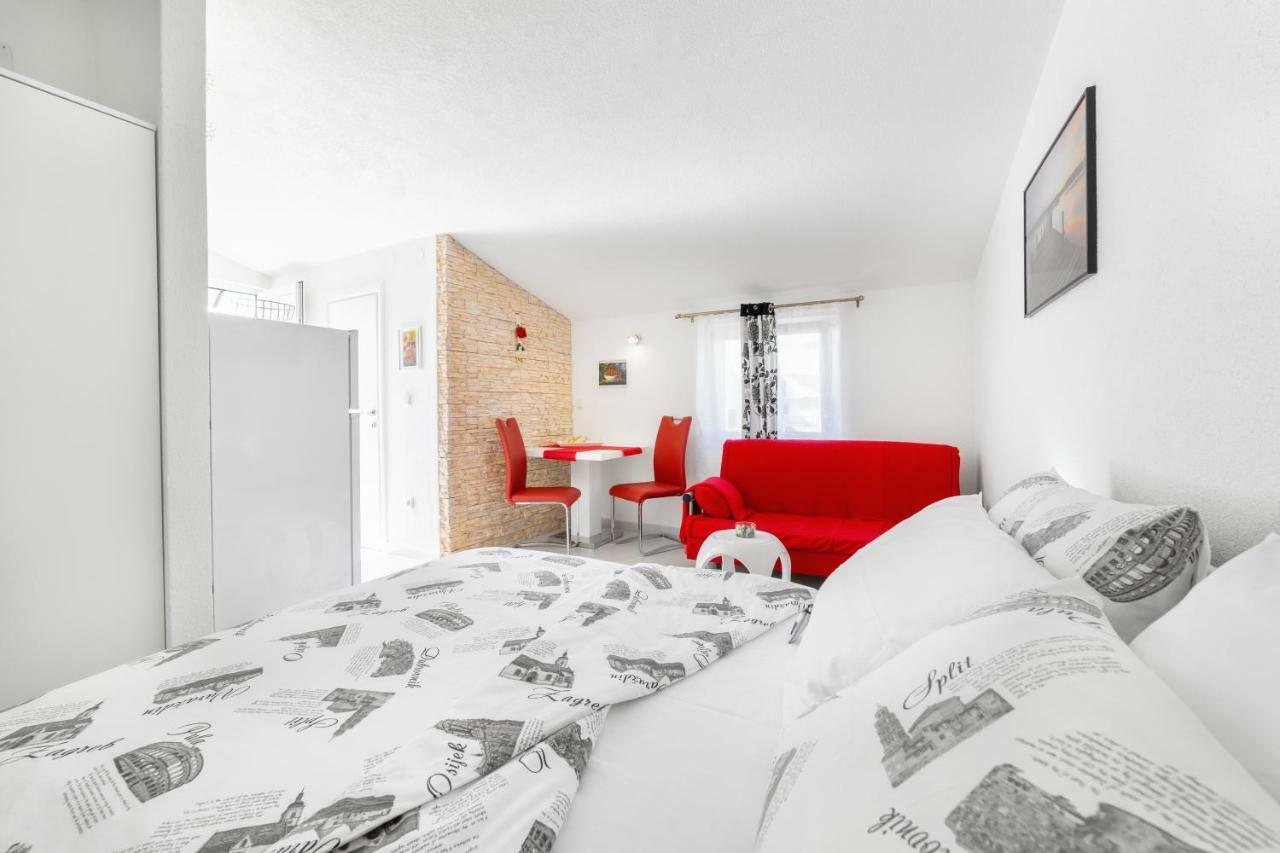 Apartments Lipic Vodice Ngoại thất bức ảnh