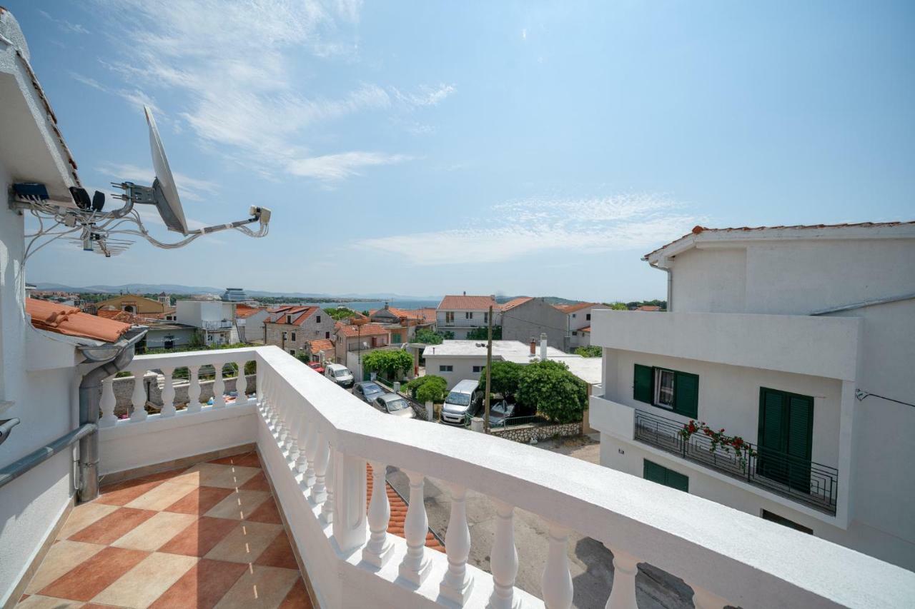 Apartments Lipic Vodice Ngoại thất bức ảnh